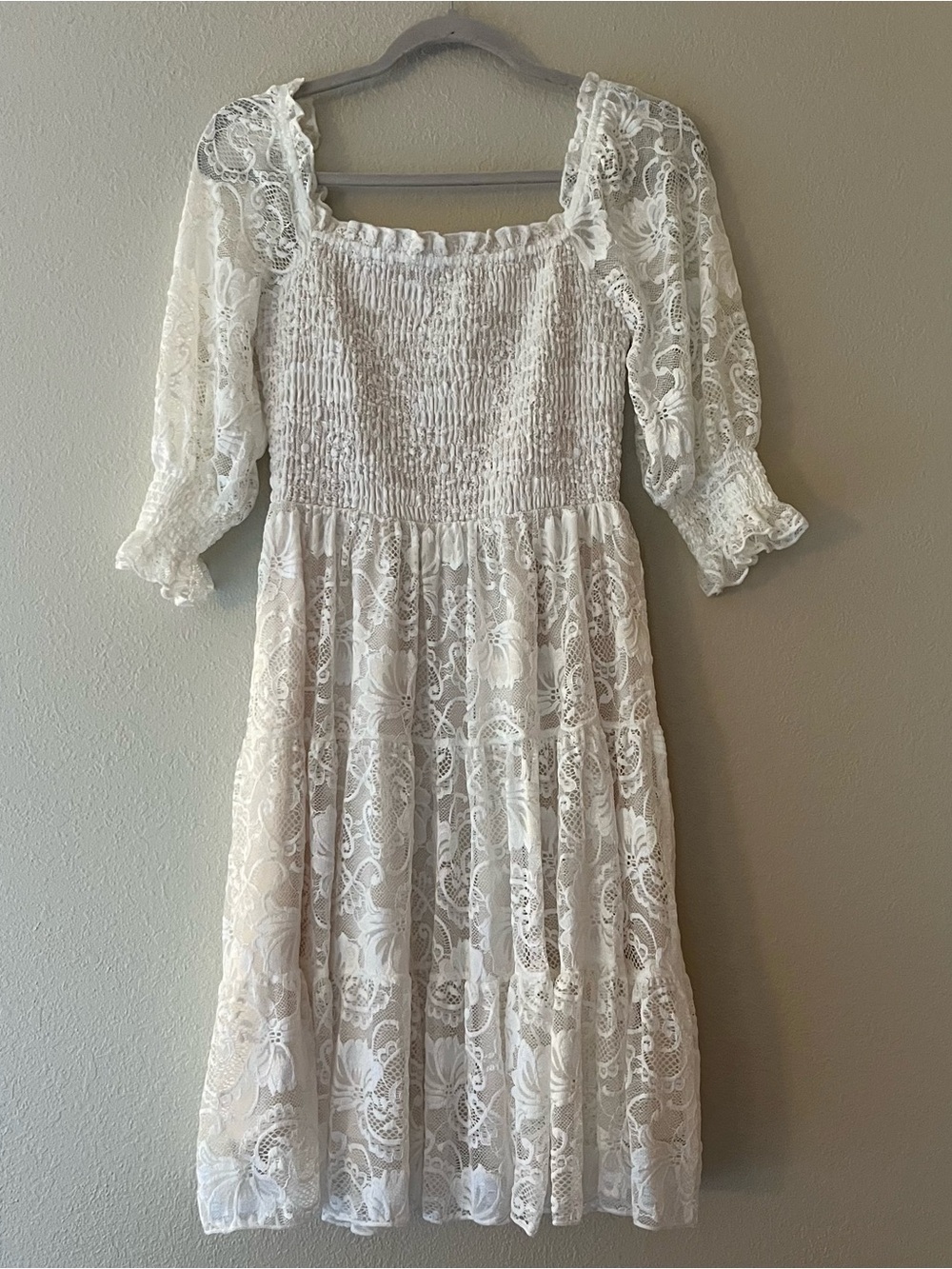Baltic Born Tate Smocked Lace White and Cream Dress Women’s Size S - Picture 9 of 9